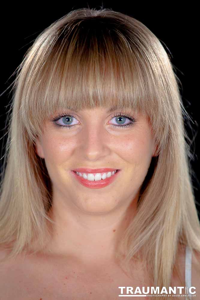 I met T'Lane through a session I shot for a friend of hers on Manhattan Beach. She was absolutely gorgeous and I was thrilled that she agreed to shoot with me.